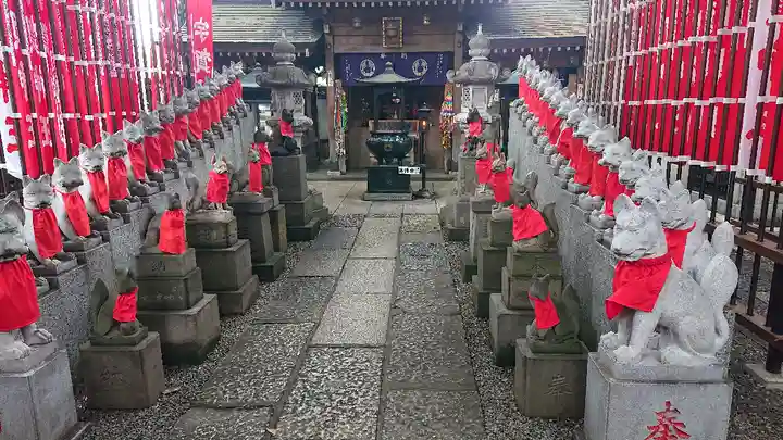 豊川稲荷東京別院の狛犬