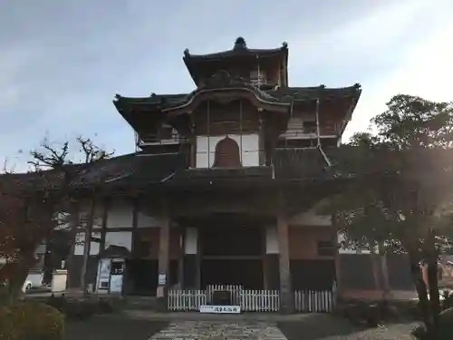 金鳳山 正法寺の本殿・本堂