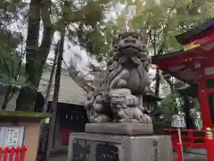 赤堤六所神社の狛犬