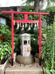 三崎稲荷神社の建物その他