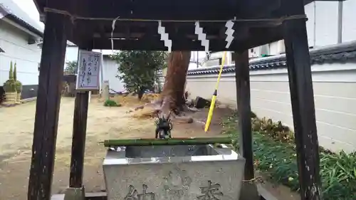 子守神社の手水舎