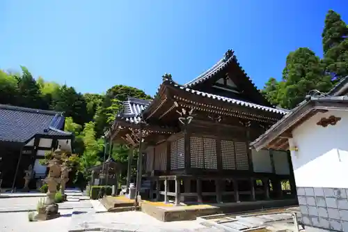 東泉寺の本殿・本堂