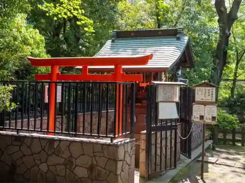 栄誉権現社(東京都)