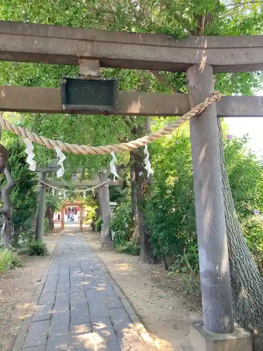 越谷香取神社の鳥居