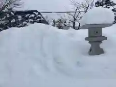 烈々布神社の建物その他