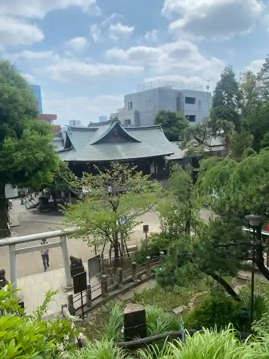 鳩森八幡神社の景色
