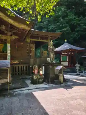 青龍寺の{uncategorized: "未分類", other: "その他", undefined: "問題あり", building: "その他建物", grave: "お墓", sacred_gate: "鳥居", guardian: "狛犬", statue: "像", buddha: "仏像", history: "歴史", nature: "自然", garden: "庭園", animal: "動物", pagoda: "塔", temizu: "手水舎", mountain_gate: "山門・神門", sanctuary: "本殿・本堂", subordinate: "末社・摂社", art: "芸術", scenery: "景色", jizo: "地蔵", ema: "絵馬", goshuin: "御朱印", omikuji: "おみくじ", items: "授与品その他", amulet: "お守り", goshuincho: "御朱印帳", eats: "食事", festival: "お祭り", votive_dance: "神楽", shichigosan: "七五三参", wedding: "結婚式", experience: "体験その他", initially: "初詣", around: "周辺", anti_infection: "感染症対策"}
