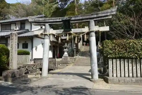 綺原坐健伊那太比賣神社の鳥居