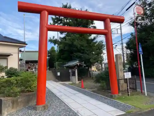 諏訪神社の鳥居