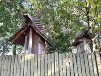 與古知神社の本殿・本堂