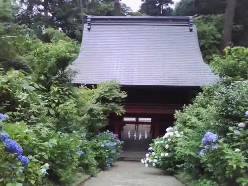 太平山神社の山門・神門