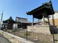 深光寺の{uncategorized: "未分類", other: "その他", undefined: "問題あり", building: "その他建物", grave: "お墓", sacred_gate: "鳥居", guardian: "狛犬", statue: "像", buddha: "仏像", history: "歴史", nature: "自然", garden: "庭園", animal: "動物", pagoda: "塔", temizu: "手水舎", mountain_gate: "山門・神門", sanctuary: "本殿・本堂", subordinate: "末社・摂社", art: "芸術", scenery: "景色", jizo: "地蔵", ema: "絵馬", goshuin: "御朱印", omikuji: "おみくじ", items: "授与品その他", amulet: "お守り", goshuincho: "御朱印帳", eats: "食事", festival: "お祭り", votive_dance: "神楽", shichigosan: "七五三参", wedding: "結婚式", experience: "体験その他", initially: "初詣", around: "周辺", anti_infection: "感染症対策"}