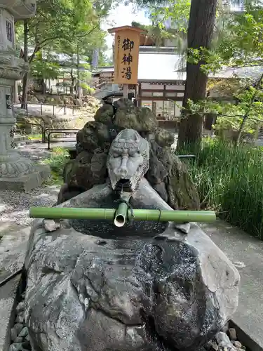 諏訪大社下社秋宮(長野県)