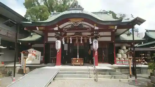 開口神社の本殿