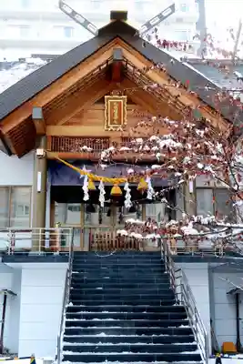 札幌祖霊神社の本殿・本堂