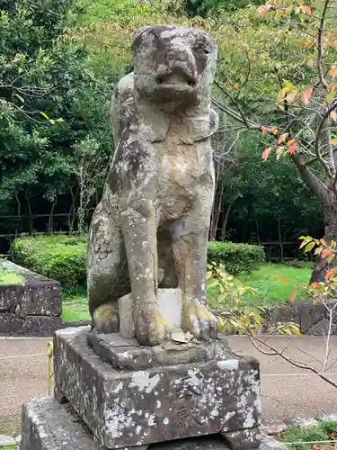 松江城山稲荷神社の狛犬