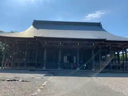 勝興寺の本殿