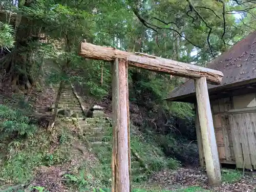 熊野神社の鳥居