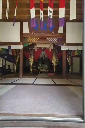 香積寺の本殿・本堂