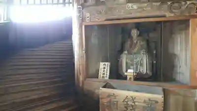 円通三匝堂(さざえ堂)の仏像