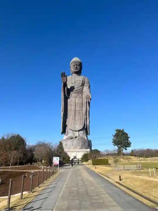 東本願寺本廟 牛久浄苑(牛久大仏)(茨城県)