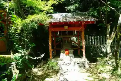 若山神社の末社・摂社
