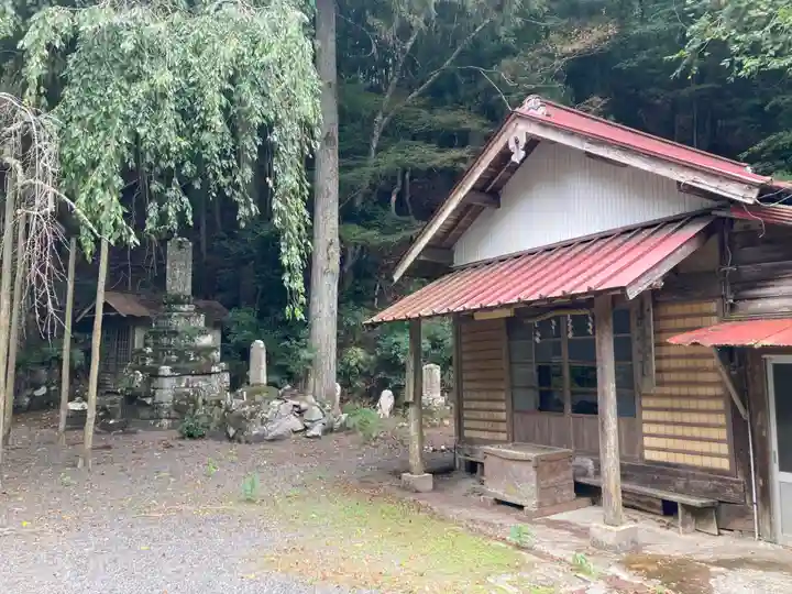 朝日之祖師堂(山梨県)