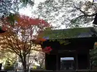 妙本寺の山門・神門