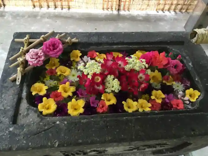 北広島市総鎮守 廣島神社の手水舎