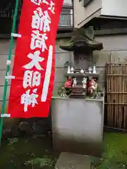 高円寺氷川神社の末社