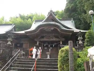 清滝寺の本殿
