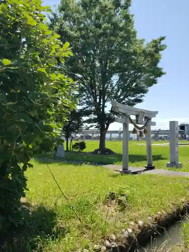 家栄神社の鳥居