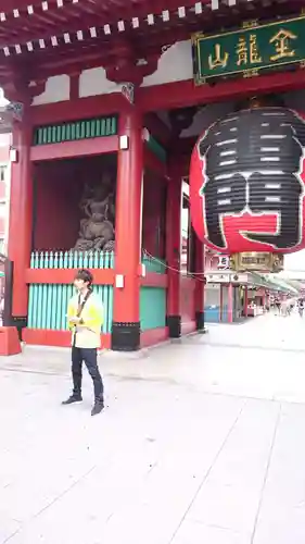 浅草寺の山門・神門