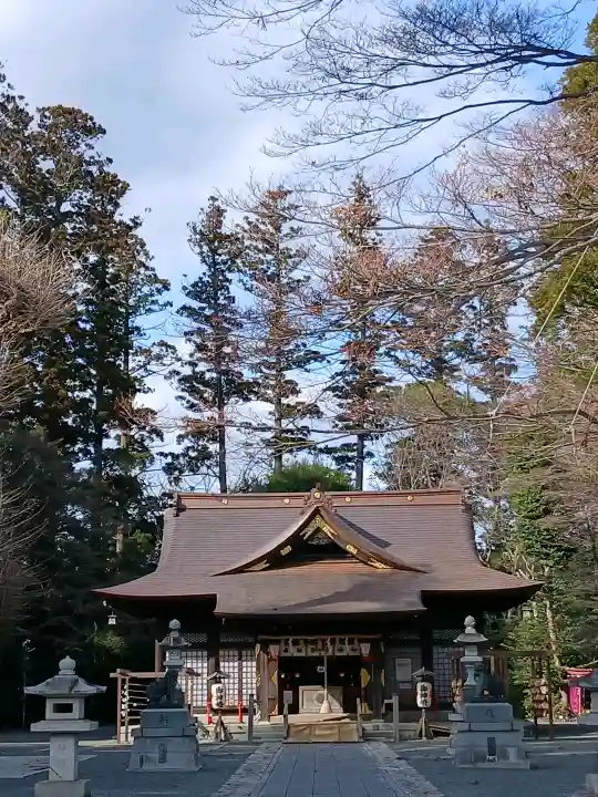 國魂神社の{uncategorized: "未分類", other: "その他", undefined: "問題あり", building: "その他建物", grave: "お墓", sacred_gate: "鳥居", guardian: "狛犬", statue: "像", buddha: "仏像", history: "歴史", nature: "自然", garden: "庭園", animal: "動物", pagoda: "塔", temizu: "手水舎", mountain_gate: "山門・神門", sanctuary: "本殿・本堂", subordinate: "末社・摂社", art: "芸術", scenery: "景色", jizo: "地蔵", ema: "絵馬", goshuin: "御朱印", omikuji: "おみくじ", items: "授与品その他", amulet: "お守り", goshuincho: "御朱印帳", eats: "食事", festival: "お祭り", votive_dance: "神楽", shichigosan: "七五三参", wedding: "結婚式", experience: "体験その他", initially: "初詣", around: "周辺", anti_infection: "感染症対策"}