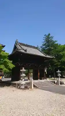 八事山 興正寺の山門・神門