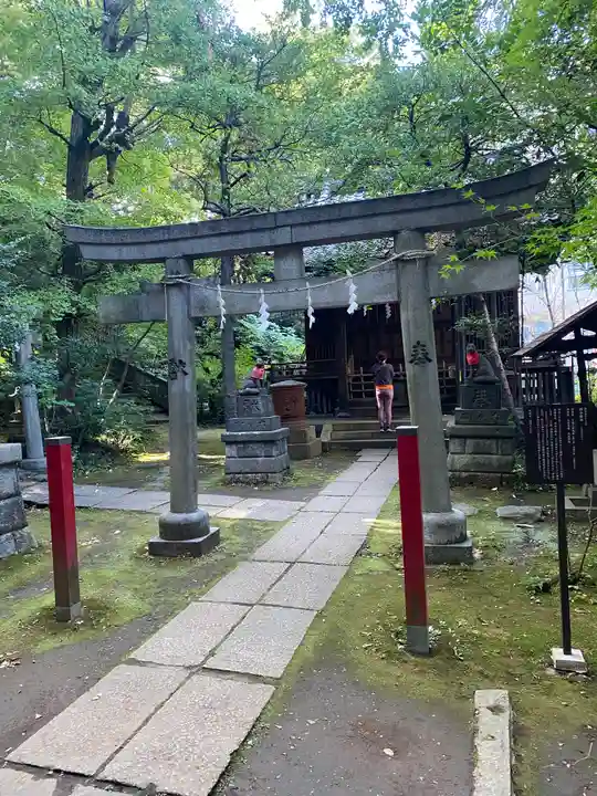 四合稲荷神社(東京都)