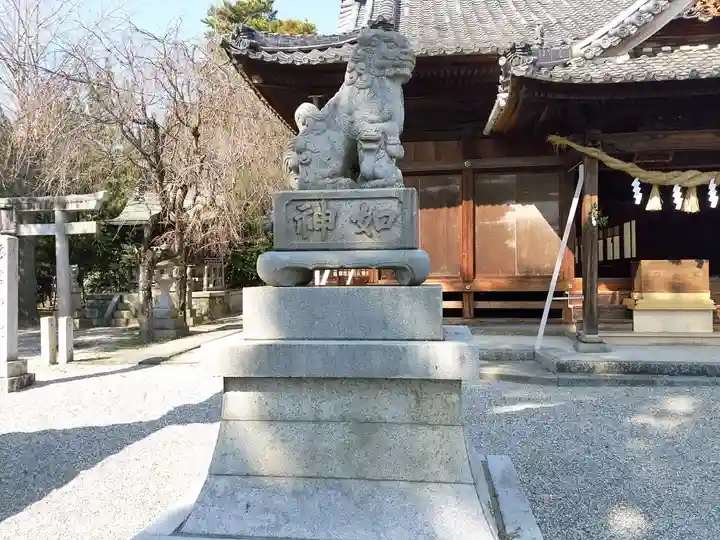 神明社(駒場神明社)の狛犬