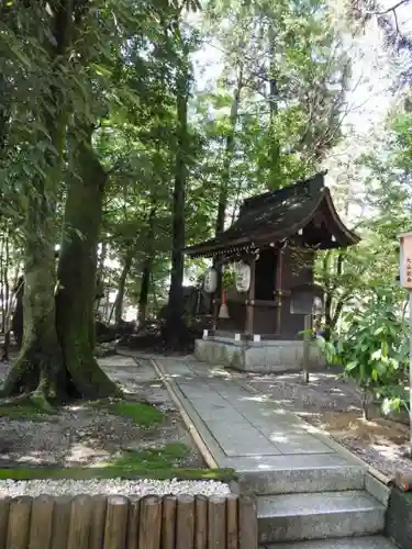 建部大社の末社・摂社