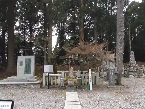 身延山奥之院思親閣(山梨県)