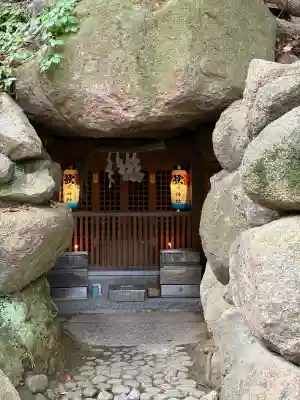 芦屋神社の{uncategorized: "未分類", other: "その他", undefined: "問題あり", building: "その他建物", grave: "お墓", sacred_gate: "鳥居", guardian: "狛犬", statue: "像", buddha: "仏像", history: "歴史", nature: "自然", garden: "庭園", animal: "動物", pagoda: "塔", temizu: "手水舎", mountain_gate: "山門・神門", sanctuary: "本殿・本堂", subordinate: "末社・摂社", art: "芸術", scenery: "景色", jizo: "地蔵", ema: "絵馬", goshuin: "御朱印", omikuji: "おみくじ", items: "授与品その他", amulet: "お守り", goshuincho: "御朱印帳", eats: "食事", festival: "お祭り", votive_dance: "神楽", shichigosan: "七五三参", wedding: "結婚式", experience: "体験その他", initially: "初詣", around: "周辺", anti_infection: "感染症対策"}