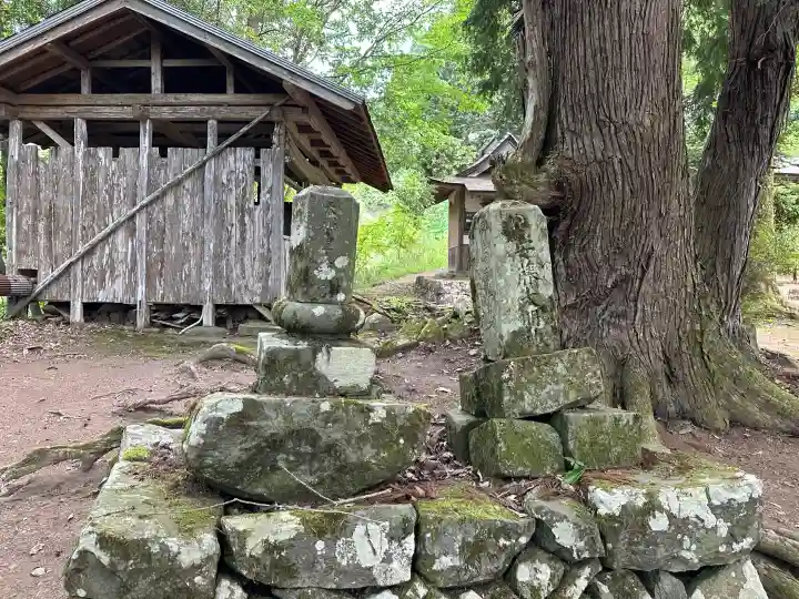 板益神社の末社・摂社