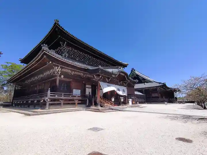 本山専修寺(三重県)