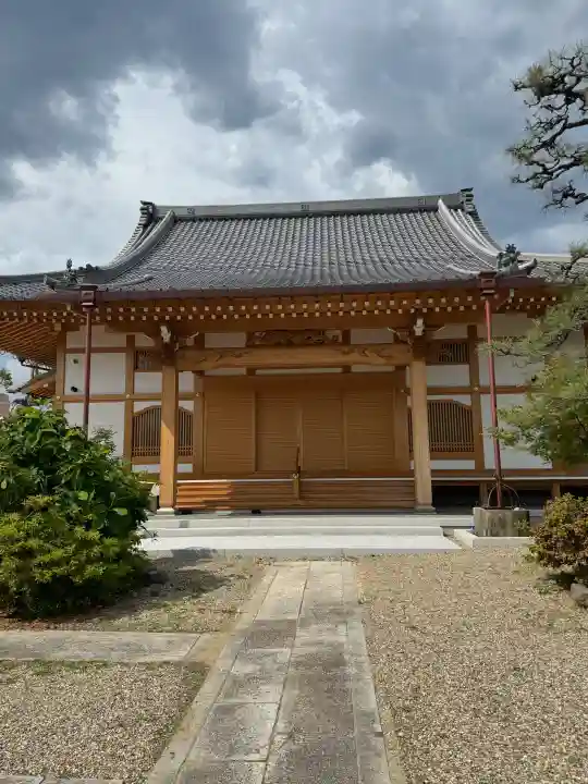 光音寺の{uncategorized: "未分類", other: "その他", undefined: "問題あり", building: "その他建物", grave: "お墓", sacred_gate: "鳥居", guardian: "狛犬", statue: "像", buddha: "仏像", history: "歴史", nature: "自然", garden: "庭園", animal: "動物", pagoda: "塔", temizu: "手水舎", mountain_gate: "山門・神門", sanctuary: "本殿・本堂", subordinate: "末社・摂社", art: "芸術", scenery: "景色", jizo: "地蔵", ema: "絵馬", goshuin: "御朱印", omikuji: "おみくじ", items: "授与品その他", amulet: "お守り", goshuincho: "御朱印帳", eats: "食事", festival: "お祭り", votive_dance: "神楽", shichigosan: "七五三参", wedding: "結婚式", experience: "体験その他", initially: "初詣", around: "周辺", anti_infection: "感染症対策"}