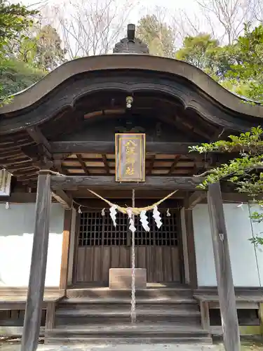 子鍬倉神社の末社・摂社