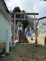 小谷石神社の{uncategorized: "未分類", other: "その他", undefined: "問題あり", building: "その他建物", grave: "お墓", sacred_gate: "鳥居", guardian: "狛犬", statue: "像", buddha: "仏像", history: "歴史", nature: "自然", garden: "庭園", animal: "動物", pagoda: "塔", temizu: "手水舎", mountain_gate: "山門・神門", sanctuary: "本殿・本堂", subordinate: "末社・摂社", art: "芸術", scenery: "景色", jizo: "地蔵", ema: "絵馬", goshuin: "御朱印", omikuji: "おみくじ", items: "授与品その他", amulet: "お守り", goshuincho: "御朱印帳", eats: "食事", festival: "お祭り", votive_dance: "神楽", shichigosan: "七五三参", wedding: "結婚式", experience: "体験その他", initially: "初詣", around: "周辺", anti_infection: "感染症対策"}