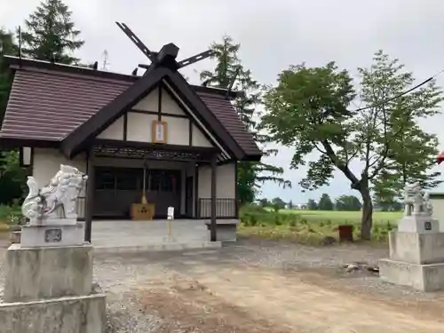 上更別神社の本殿