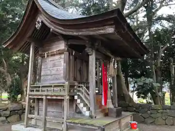 新宮神社の本殿・本堂