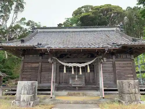 加茂神社の本殿・本堂