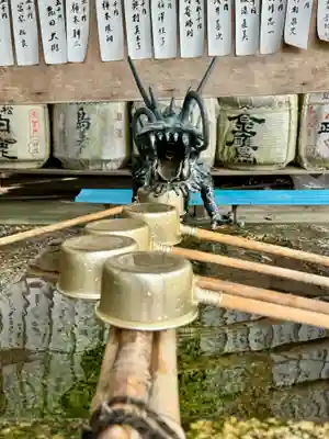 梅宮大社の手水舎