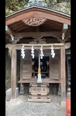 銭洗弁財天宇賀福神社の{uncategorized: "未分類", other: "その他", undefined: "問題あり", building: "その他建物", grave: "お墓", sacred_gate: "鳥居", guardian: "狛犬", statue: "像", buddha: "仏像", history: "歴史", nature: "自然", garden: "庭園", animal: "動物", pagoda: "塔", temizu: "手水舎", mountain_gate: "山門・神門", sanctuary: "本殿・本堂", subordinate: "末社・摂社", art: "芸術", scenery: "景色", jizo: "地蔵", ema: "絵馬", goshuin: "御朱印", omikuji: "おみくじ", items: "授与品その他", amulet: "お守り", goshuincho: "御朱印帳", eats: "食事", festival: "お祭り", votive_dance: "神楽", shichigosan: "七五三参", wedding: "結婚式", experience: "体験その他", initially: "初詣", around: "周辺", anti_infection: "感染症対策"}